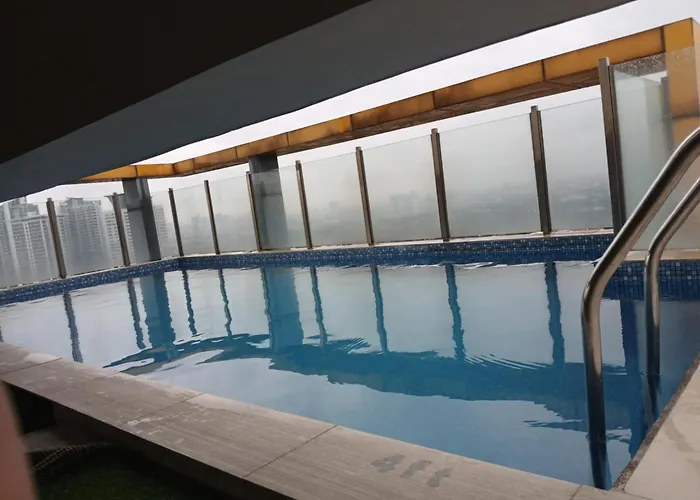 Centro Tower - 2 Bedroom Fully Furnished *