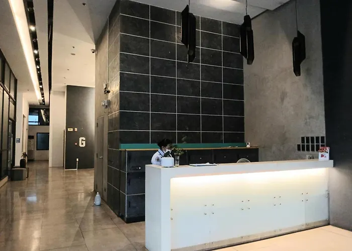 Centro Tower - 2 Bedroom Fully Furnished Apartment