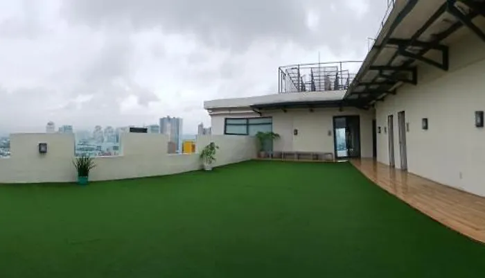 Centro Tower - 2 Bedroom Fully Furnished Apartment Manila